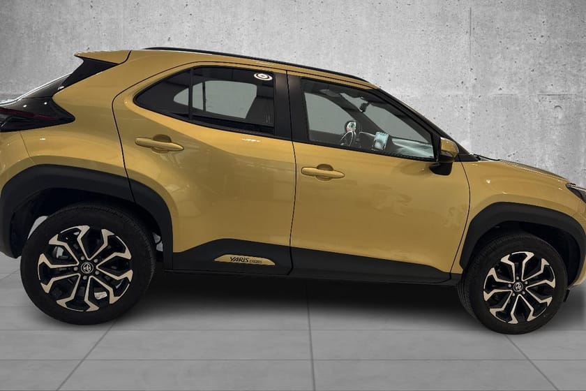 Bilde 4 av Toyota Yaris Cross Hybrid AWD-i 1.5 AWD Active Tech