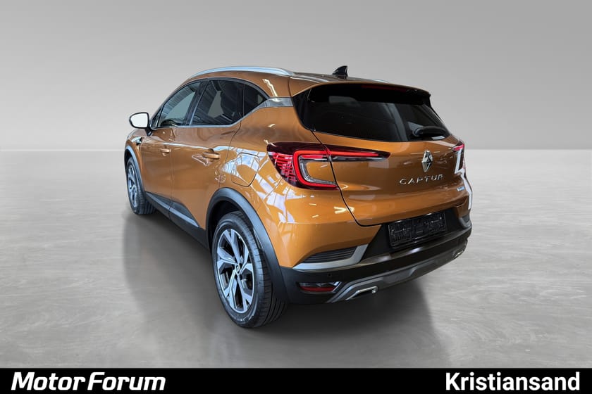 Bilde 3 av Renault Captur E-TECH Plugin-Hybrid 160 RS-Line/ E-Tech/ R.kam/ Acc/ Bt/ Navi/ Delskinn/ +++