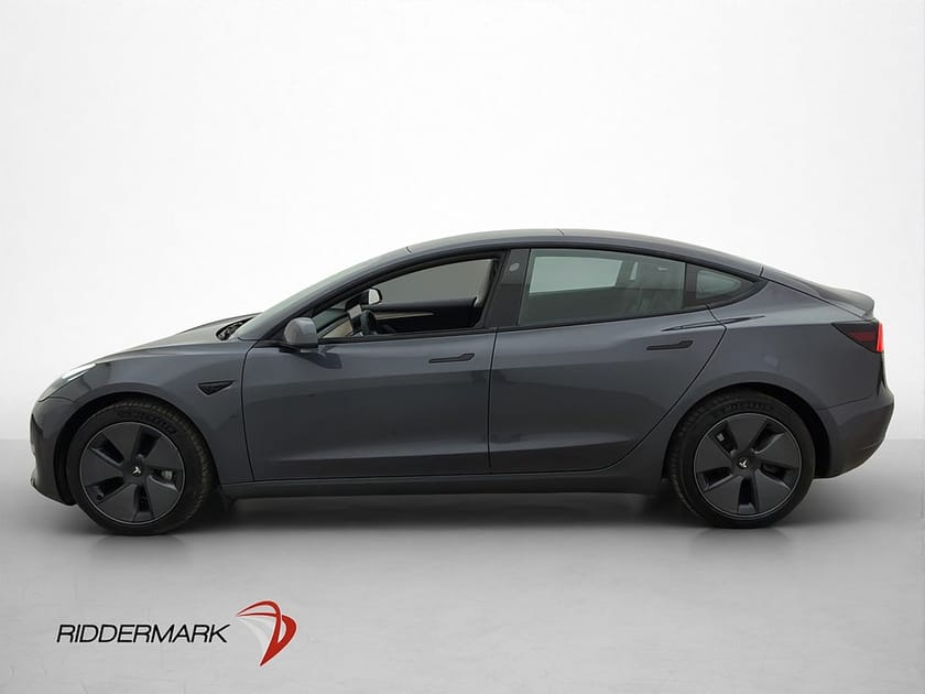 Bild 5 av Tesla Model 3 Long Range AWD 440hk Pano Navi Kamera Skinn