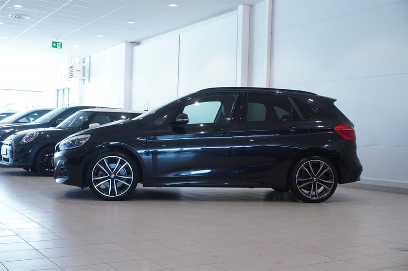 Bild 4 av BMW 225xe Active Tourer M-Sport Läder Keyless HiFi HUD