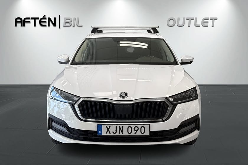 Bild 3 av Škoda Octavia Kombi Skoda 2.0 TDI 150hk Drag Värmare Kamera Carplay Rattvär