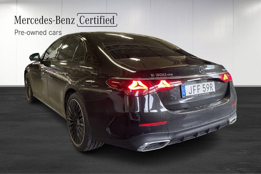 Bild 3 av Mercedes-Benz E 300 d e 4MATIC de 4M AMG Line Premium Sedan
