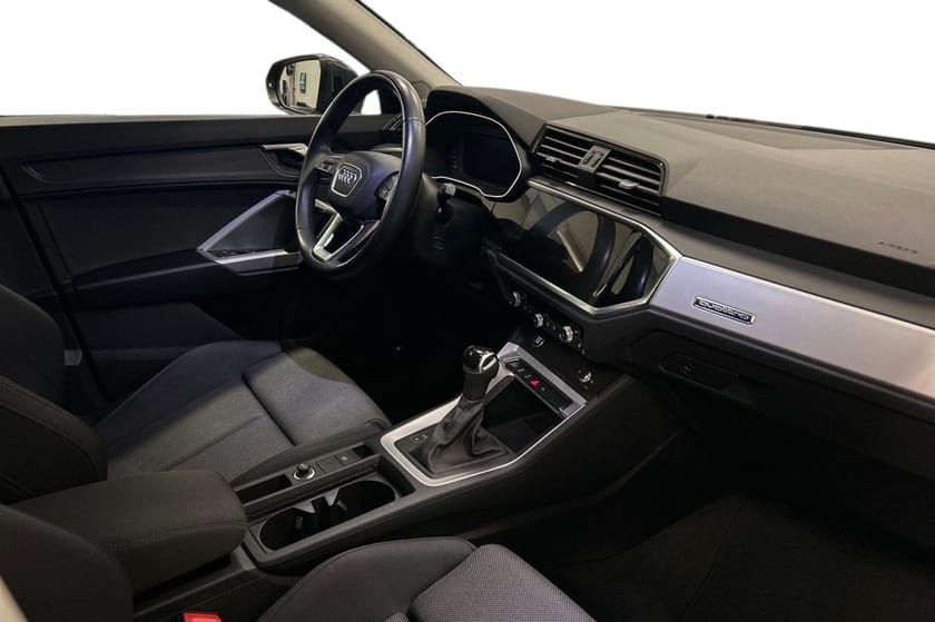 Bild 5 av Audi Q3 Sportback 40 TDI quattro PROLINE 200 HK S
