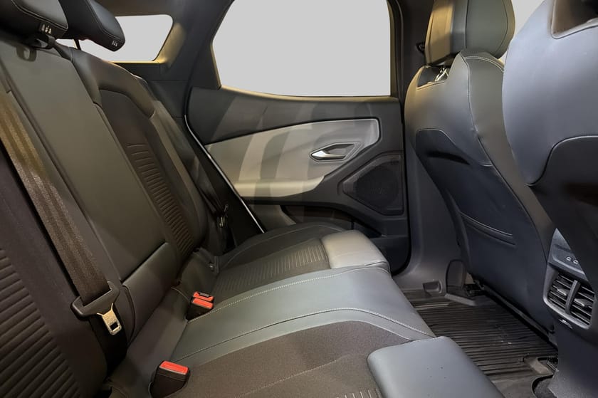 Bild 5 av Ford Explorer EV Extended Range AWD 79 kWh Premium Pano AGR