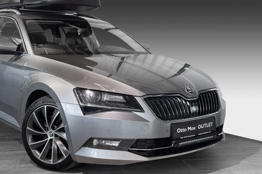 Bilde 2 av Škoda Superb Stasjonsvogn 190 HK | L&K | KROK | WEBASTO | KAMERA | ACC | NAVI