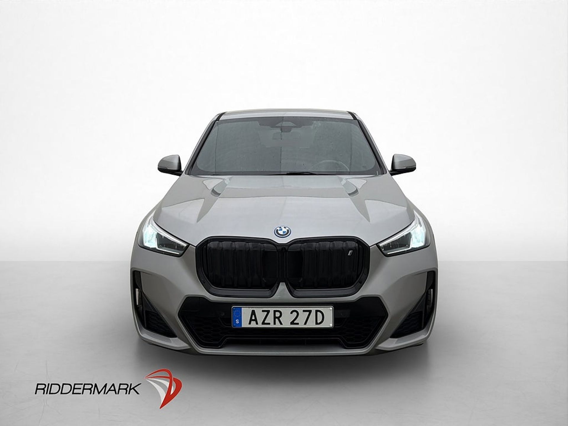 BMW iX1 2023, kuva 3/10