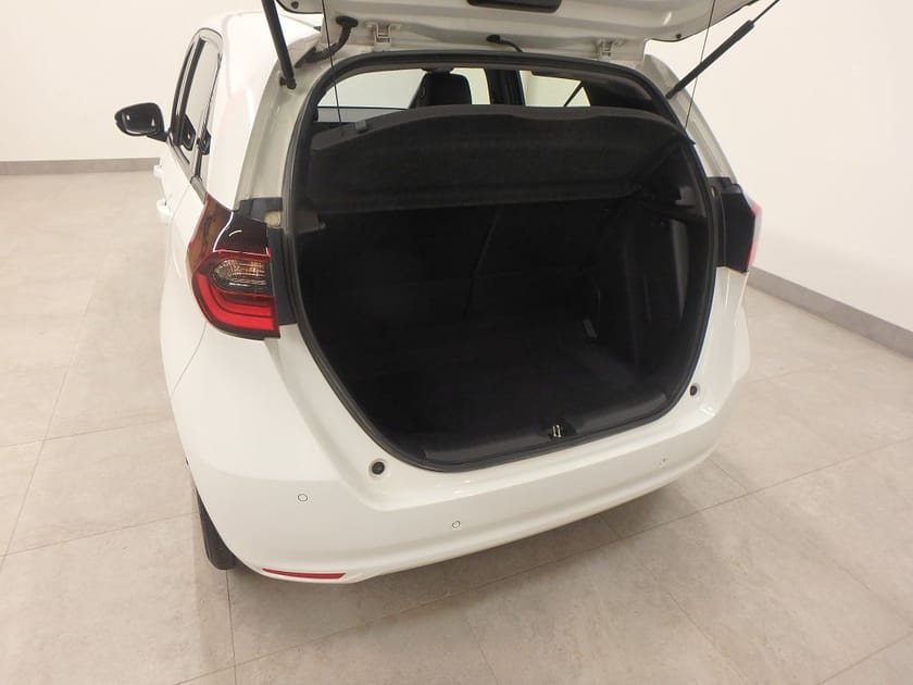Bild 4 av Honda Jazz e:HEV e-CVT Euro 6 Elegance