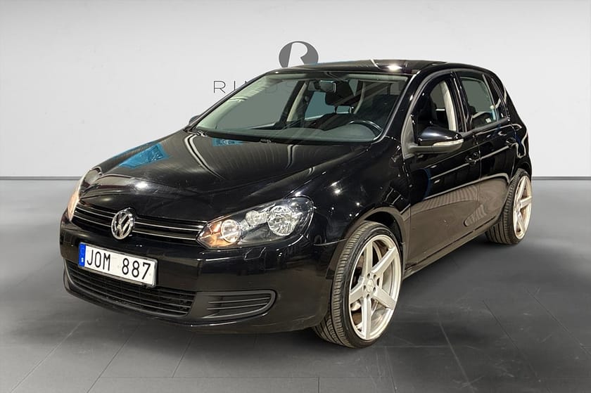Bild 1 av Volkswagen Golf 5-dörrar 1.4 TSI 122 HK STYLE AUX 9400MIL 19"
