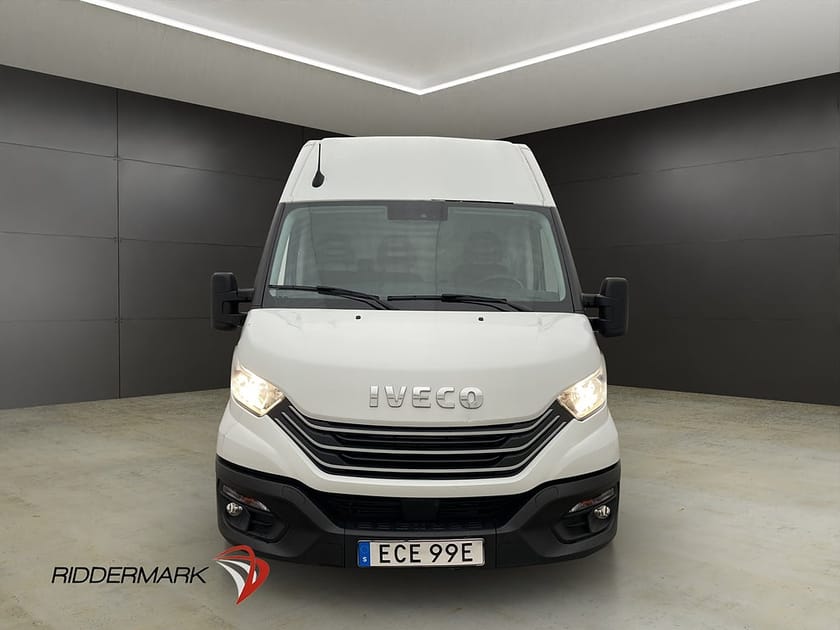 Bild 5 av Iveco Daily 35-140 Van 35 L4H2 FLYTTBIL Värm PDC 3-Sit Farthållare Moms