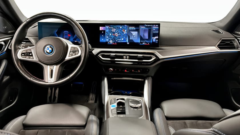 Bild 4 av BMW i4 M50 xDrive Gran Coupé M Sport Pro Driving Assist Pro  360° H/K