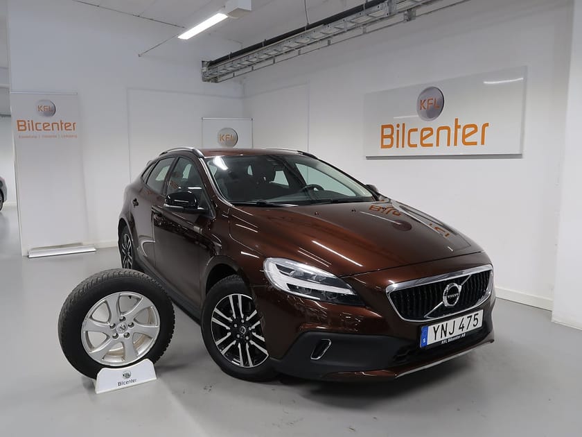 Bild 1 av Volvo V40 Cross Country T4 Business Advanced V-Däck ingår Drag-Kamera-Värmare-K