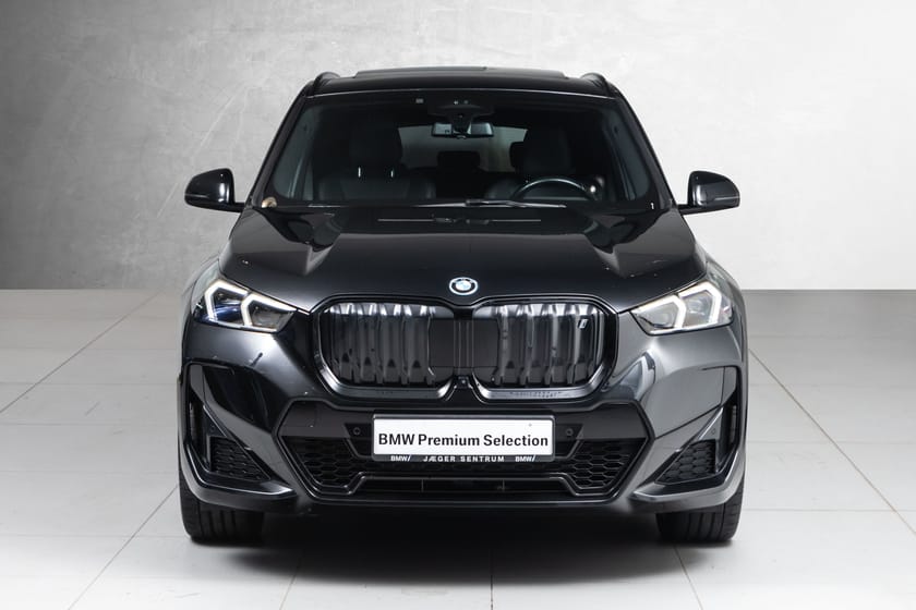 Bilde 4 av BMW iX1 xDrive30 M Sport-Krok-Harman/Kardon-Glasstak-Skinn