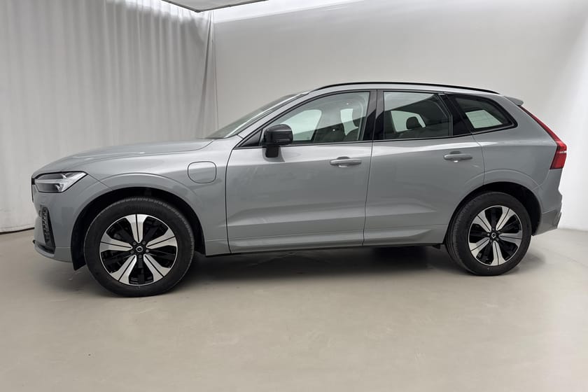 Bild 2 av Volvo XC60 T6 AWD Recharge (350hk) Plus Dark