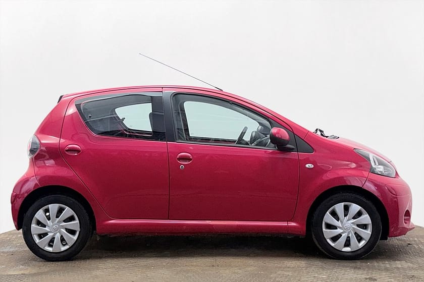Bild 4 av Toyota Aygo 5-dörrar 1.0 Eco Sätesvärme Bluetooth Fullservad@Toyota