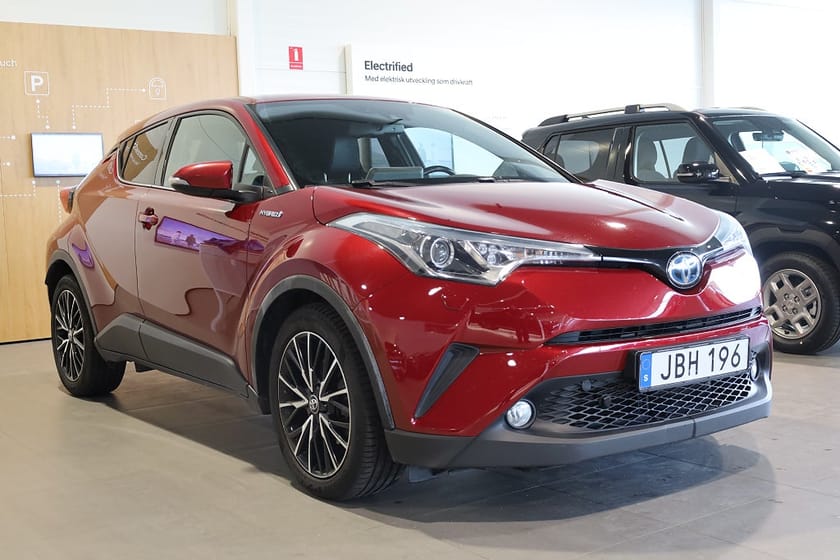 Bild 4 av Toyota C-HR Hybrid CVT X-Edition Kamera M-Värme JBL Läder Rattvärme