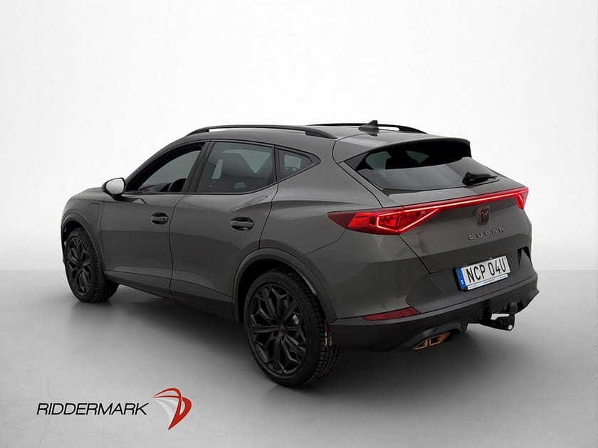 Bild 5 av CUPRA Formentor VZ e-Hybrid Drag Cockpit 360° CarPlay MOMS