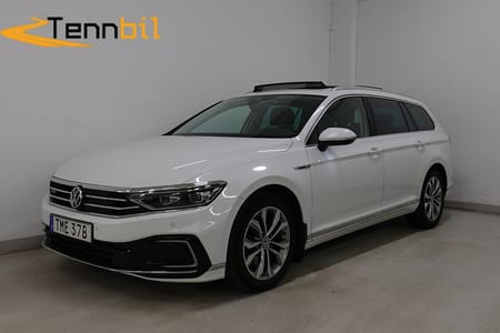 Volkswagen Passat Sportscombi GTE SC 1.4 TSI Panorama Cockpit Drag Kamera P-Värme