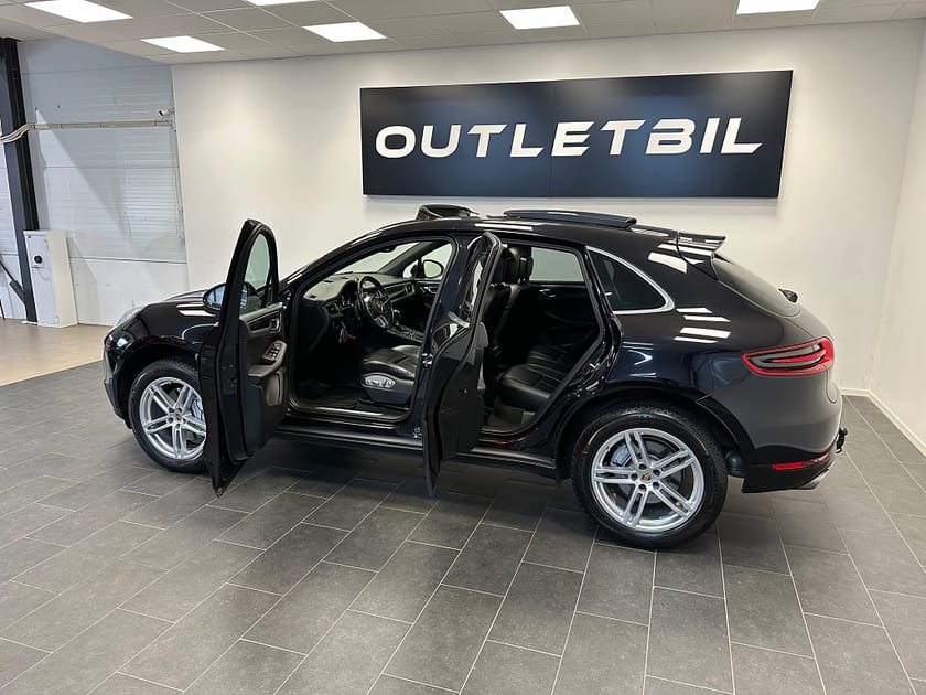 Bild 3 av Porsche Macan S Diesel PDK Navigation Panorama Värmare Drag Bakkamera