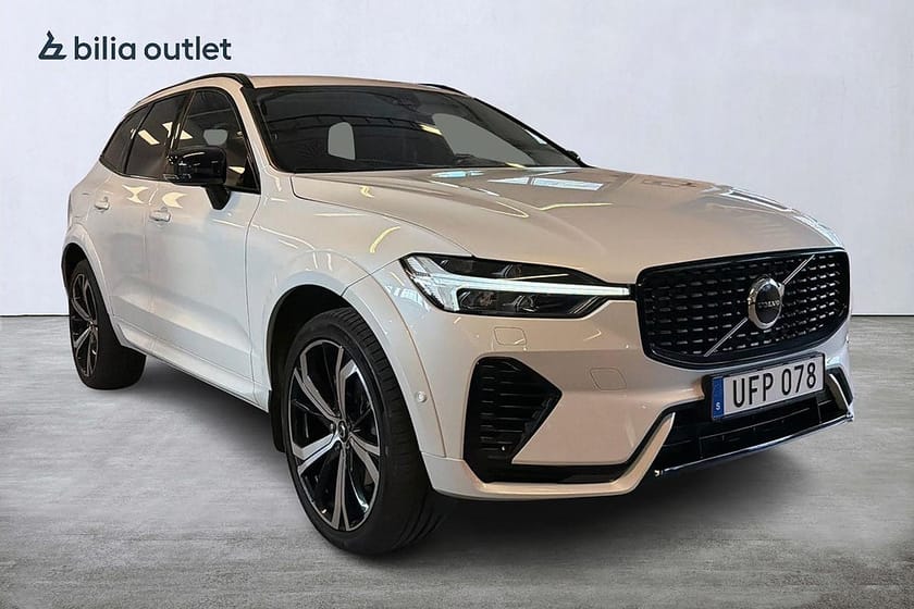 Bild 3 av Volvo XC60 Recharge T6 AWD Plus Dark B-kam Pano Keyless Värmare