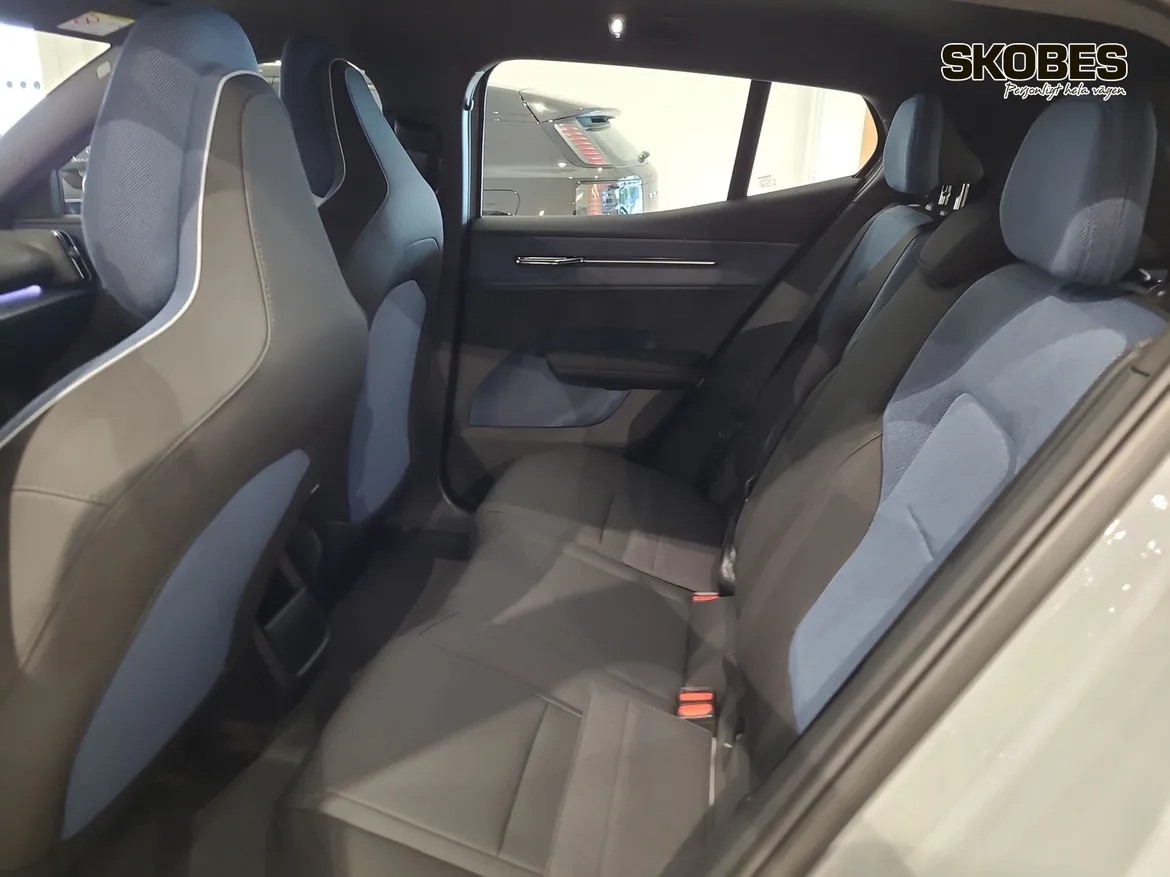 Volvo EX30 P5 Long Range