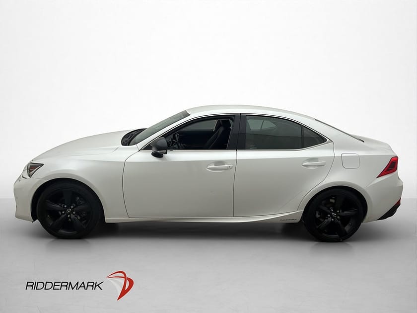Bild 4 av Lexus IS 300h 2.5 F Sport 223hk Värmare Isofix Adaptiv-Fart