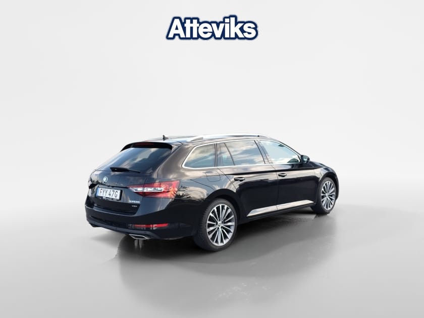 Bild 3 av Škoda Superb Kombi 2.0 TSI 272 HK 4x4 L&K PANORAMA P-VÄRMARE LÄDER DR
