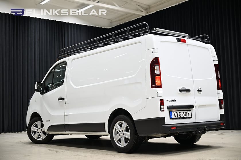 Bild 5 av Nissan NV300 Skåpbil dCi 120HK Drag|Värmare|Takkorg|GPS|Backkamera
