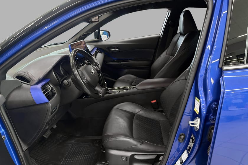 Bilde 3 av Toyota C-HR Hybrid 1,8i Dynamic Tech Automat Servicehistorikk Krok