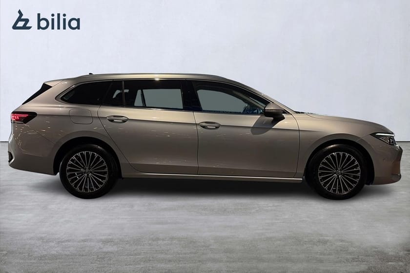 Bild 4 av Volkswagen Passat Variant eHybrid Elegance 1.5 TSI Värm Drag 272HK