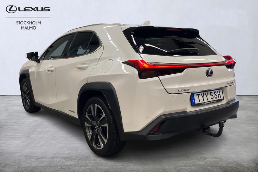 Bild 3 av Lexus UX 250h E-Four