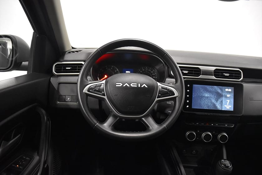 Bild 2 av Dacia Duster 1.3 4x4 B-kam Dragkrok Navi Carplay