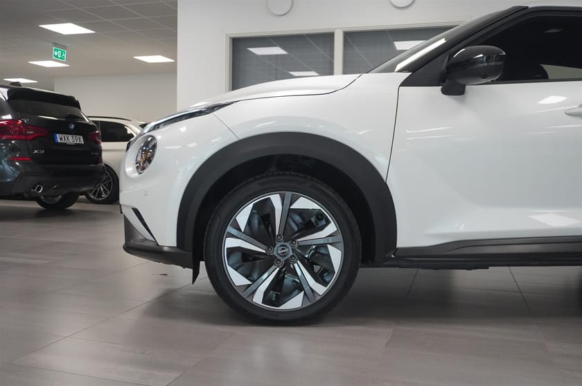 Bild 3 av Nissan Juke DIG-T 114hp 7DCT Tekna 19é Navi My24