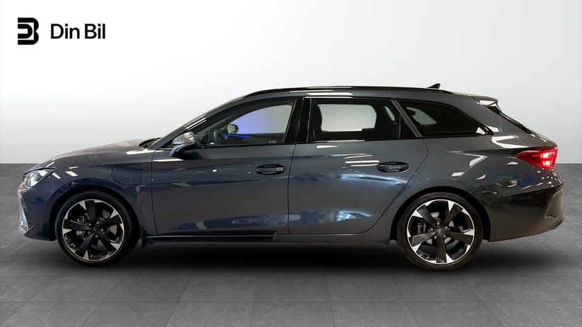 Bild 2 av CUPRA Leon Sportstourer e-Hybrid SEAT  SPORTTOURER EHYBRID 204 HK DSG LADDHYBRI