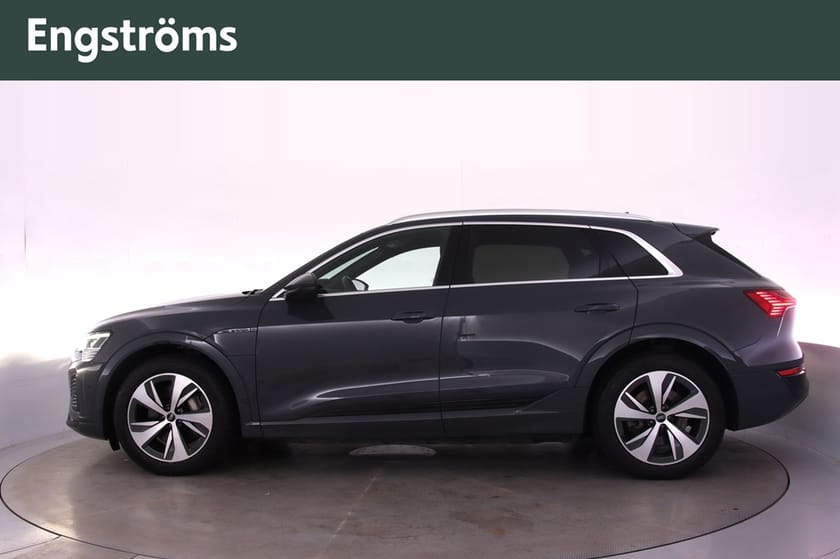 Bild 5 av Audi Q8 50 e-tron quattro 340Hk S-LINE