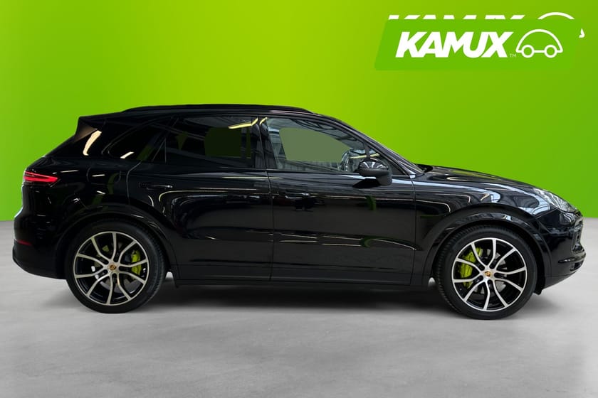 Bild 2 av Porsche Cayenne E-Hybrid Turbo AWD Pano Drag B-kamera Värmare Bose