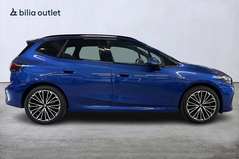 Bild 5 av BMW 230e xDrive Active Tourer M Sport 326hk HuD Drag H/K 360°