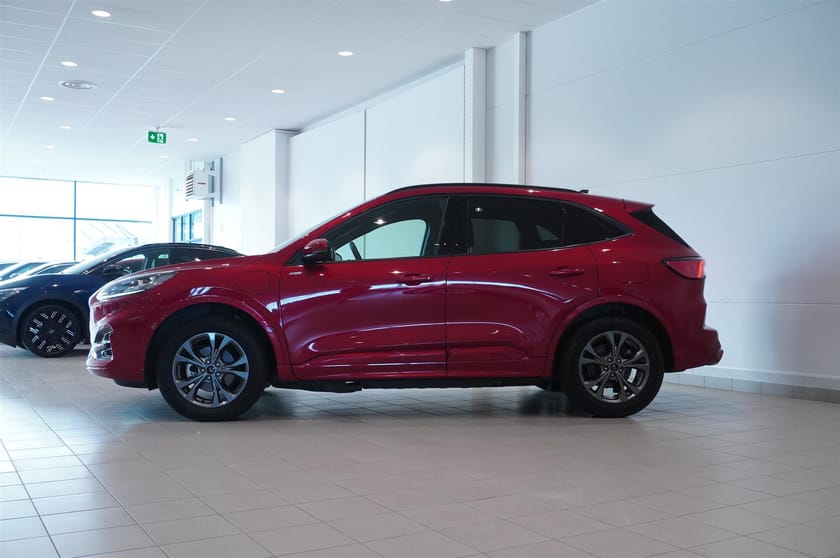 Bild 3 av Ford Kuga Plug-In Hybrid ST-Line X PHEV Drag Adpt Fart