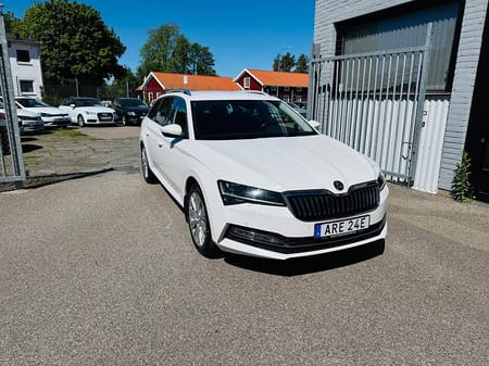 Škoda Superb iV Kombi Skoda 1.4 TSI 218HK STYLE BUSINESS EDITION / DRAG