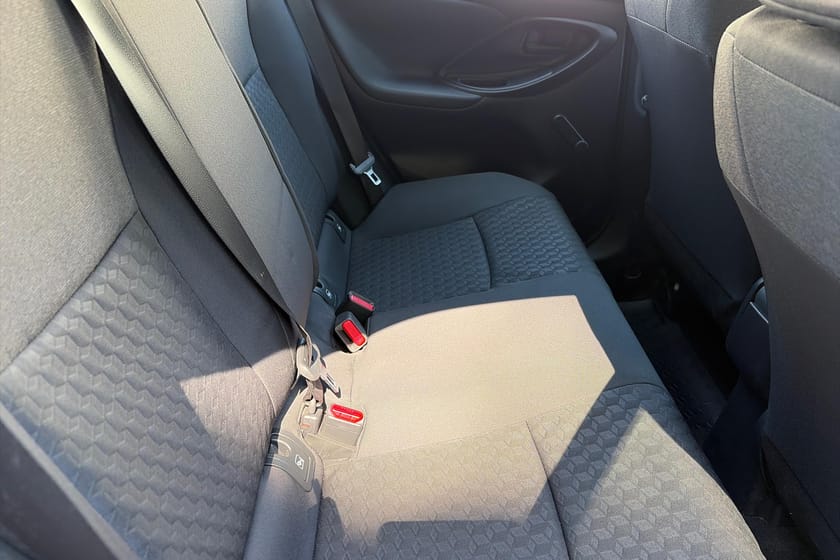 Bild 5 av Toyota Yaris Hybrid Active Backkamera, Rattvärme