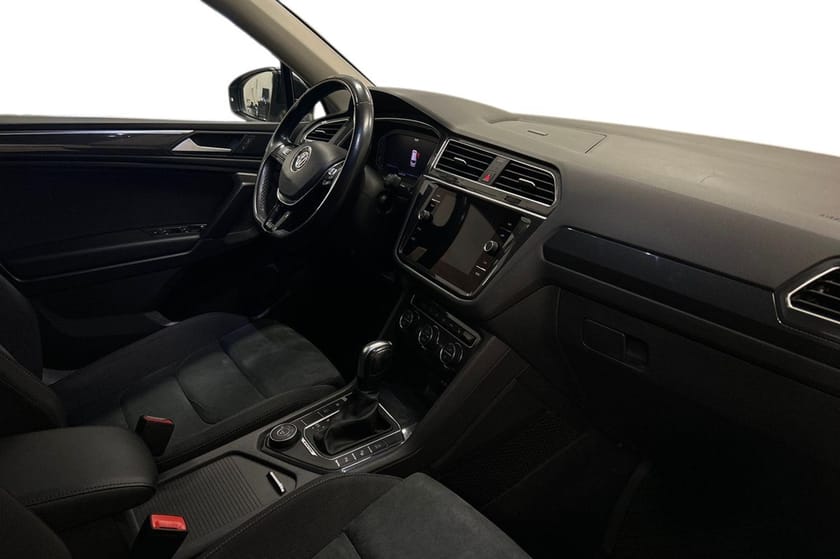 Bild 5 av Volkswagen Tiguan Allspace 7-sätes GT R-Line 2.0 TDI 200hk 4M Drag Värmare