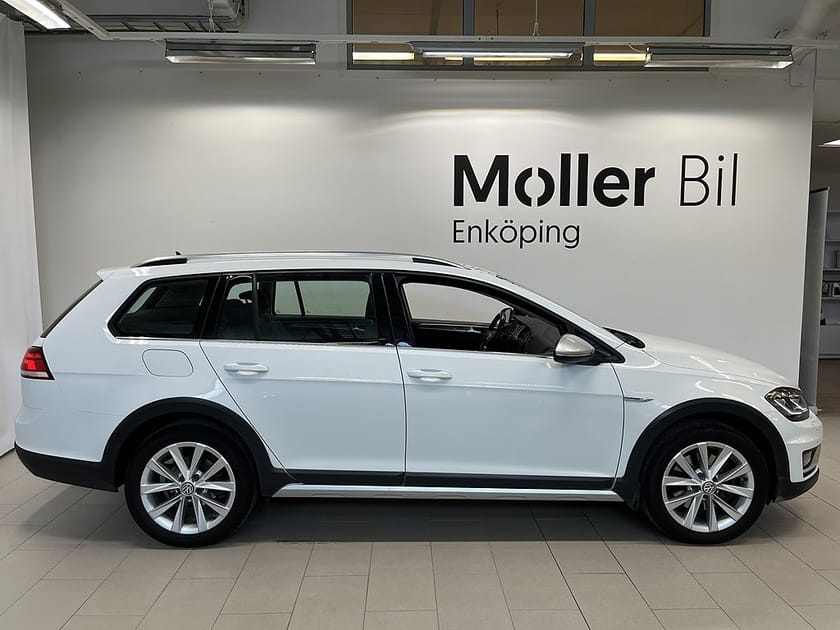Bild 3 av Volkswagen Golf Alltrack TSI 180hk DSG 4M Drag Värmare