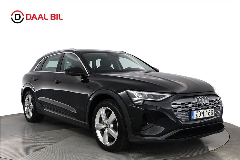 Bild 3 av Audi Q8 55 e-tron quattro 408HK 114kWh DRAG B-KAMERA P-VÄRM LÄDER NAV
