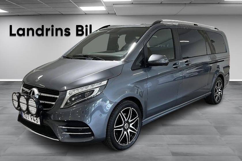 Bild 1 av Mercedes-Benz V 250d 4MATIC 3.2t 250 Extra Lång 7-Sits AMG-Line
