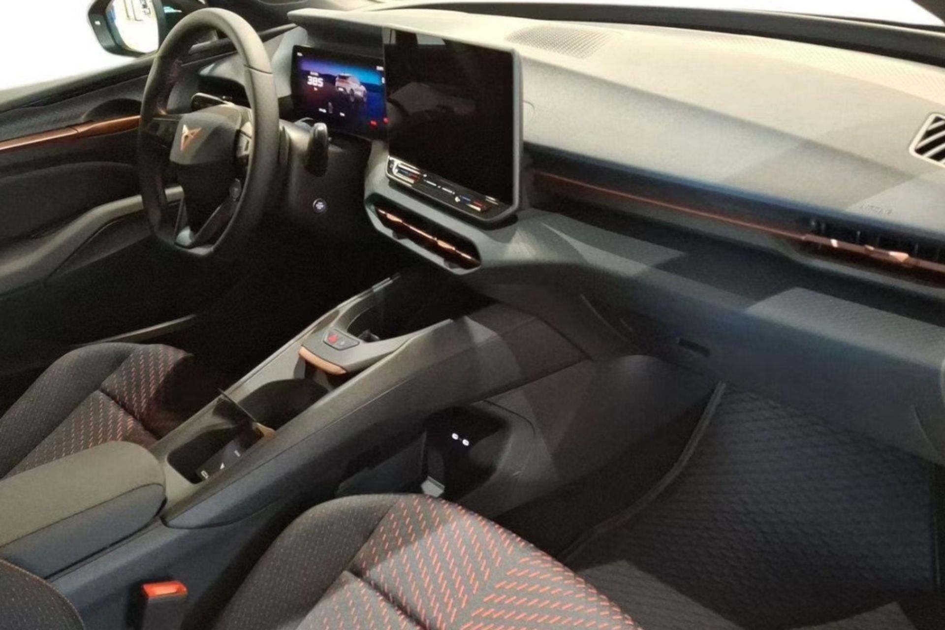 Cupra Raval 52 kWh 2027, bild 6/10