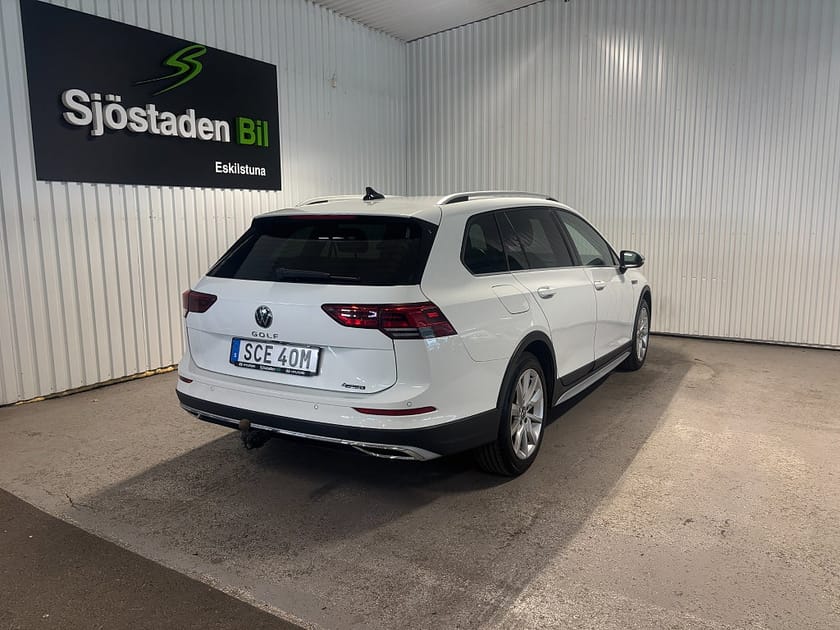 Bild 4 av Volkswagen Golf Alltrack 2.0 TDI DPF SCR 4Motion Värmare/Cockpit/Kamera