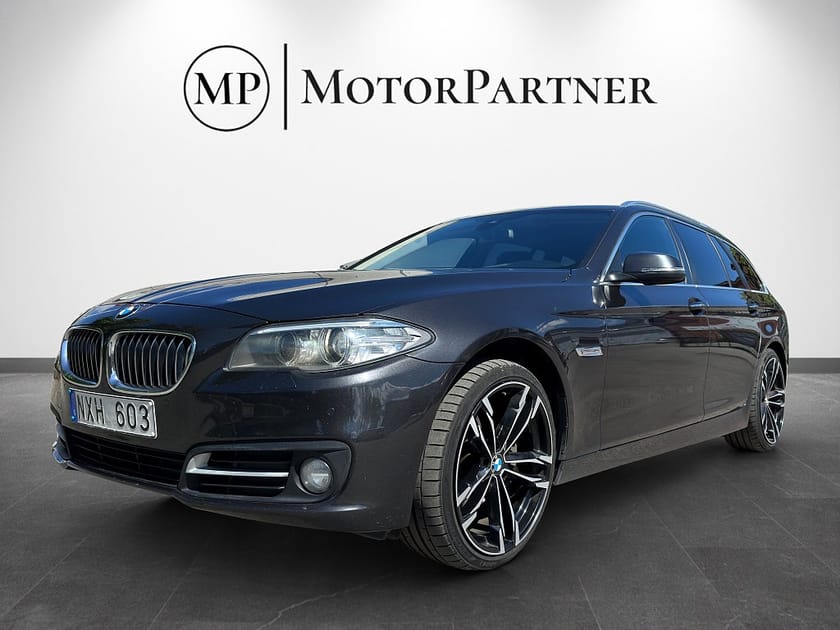 Bild 3 av BMW 520d xDrive Touring Cockpit Navi Drag Rattvärme