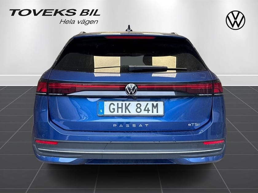Bild 4 av Volkswagen Passat Sportscombi B9 BUSINESS 1.5eTSI 150HK|Vinterdäck|Drag|Värm
