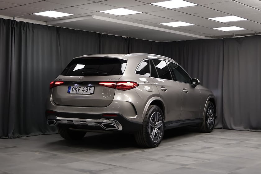 Bild 2 av Mercedes-Benz GLC 300 e 4MATIC