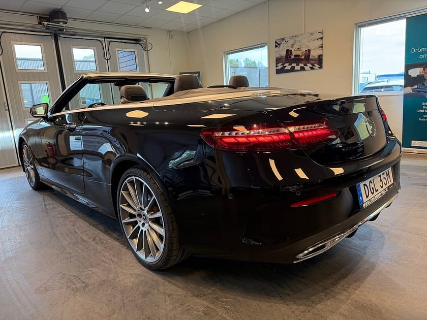 Bild 3 av Mercedes-Benz E 400 d 4MATIC Cabriolet AMG Burmster Värmare Gps SE SPEC