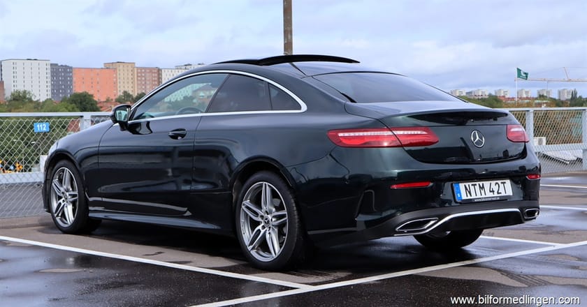 Bild 4 av Mercedes-Benz E 220 d Coupé 4MATIC AMG Pano S/V-hjul